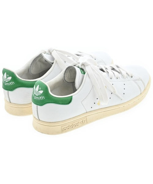 adidas รองเท้าผ้าใบ