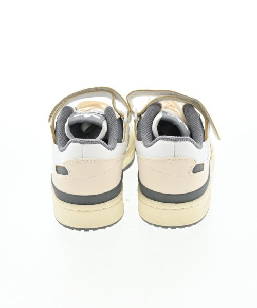 adidas รองเท้าผ้าใบ