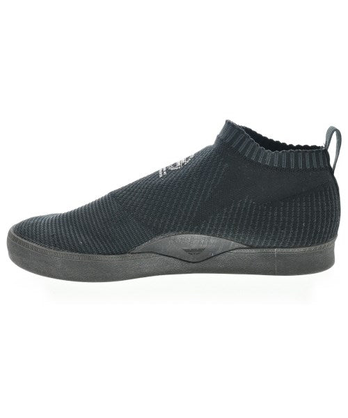 adidas รองเท้าผ้าใบ