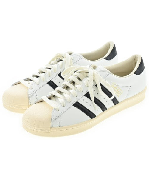 adidas รองเท้าผ้าใบ