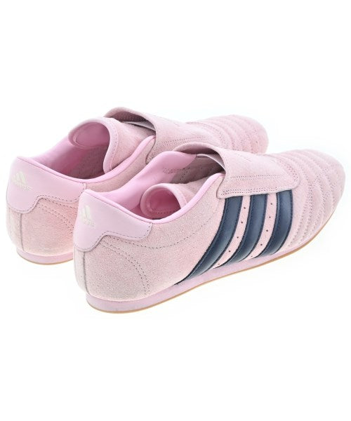 adidas รองเท้าผ้าใบ