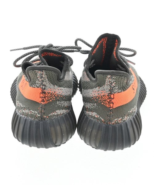 adidas รองเท้าผ้าใบ