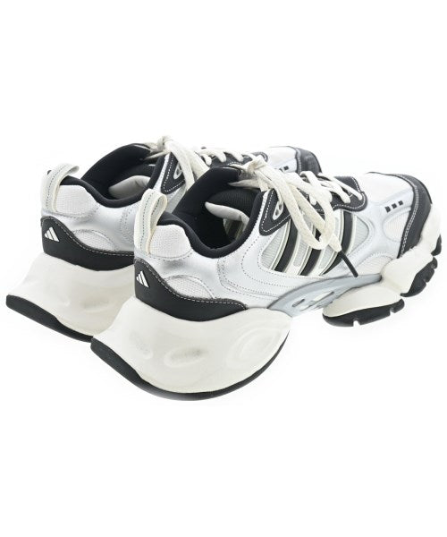 adidas รองเท้าผ้าใบ