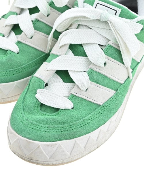 adidas รองเท้าผ้าใบ