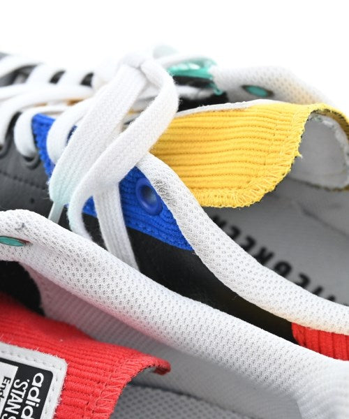 adidas รองเท้าผ้าใบ
