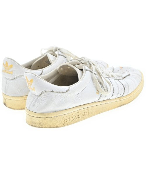 adidas รองเท้าผ้าใบ