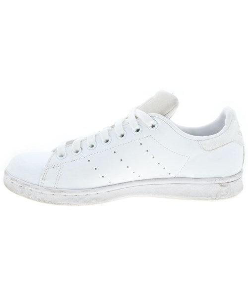 adidas รองเท้าผ้าใบ