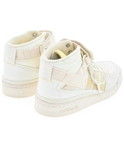 adidas รองเท้าผ้าใบ