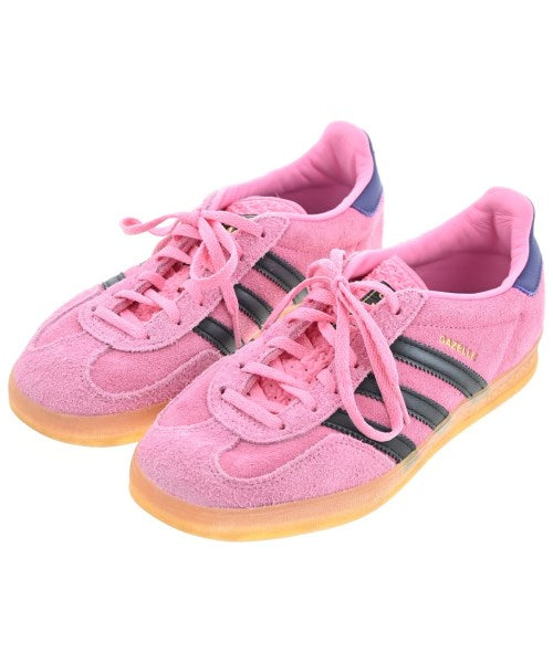 adidas รองเท้าผ้าใบ