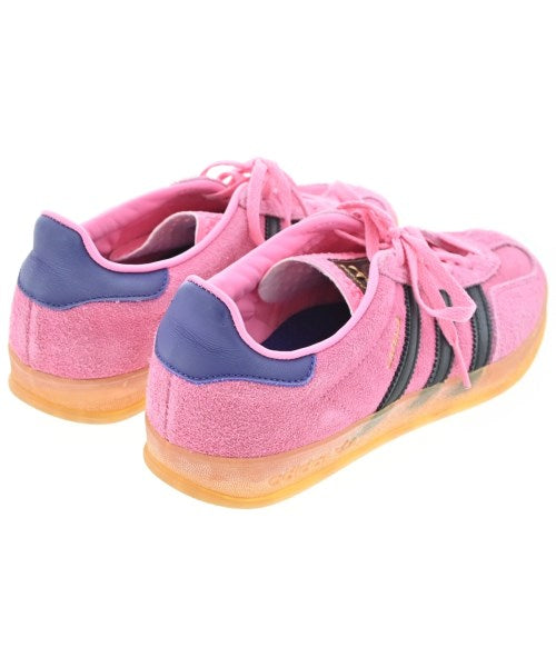 adidas รองเท้าผ้าใบ