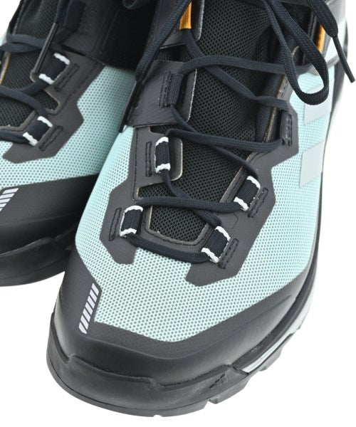 adidas รองเท้าผ้าใบ