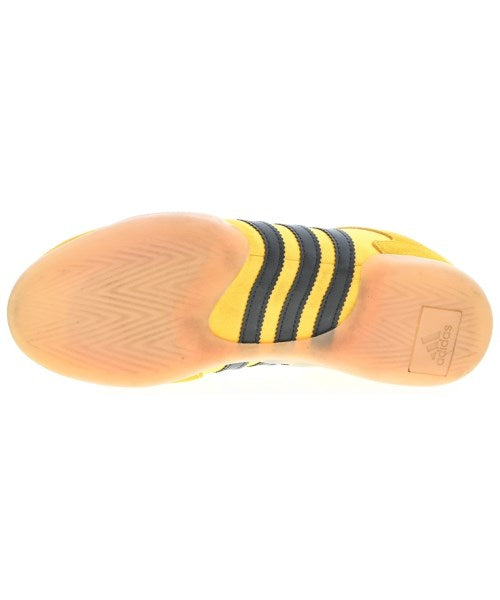 adidas รองเท้าผ้าใบ