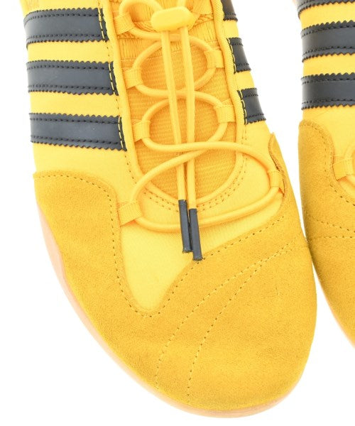 adidas รองเท้าผ้าใบ