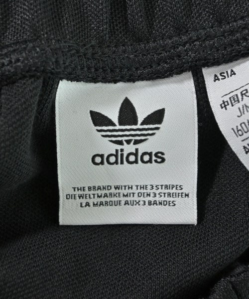 adidas กระโปรงยาวถึงเข่า