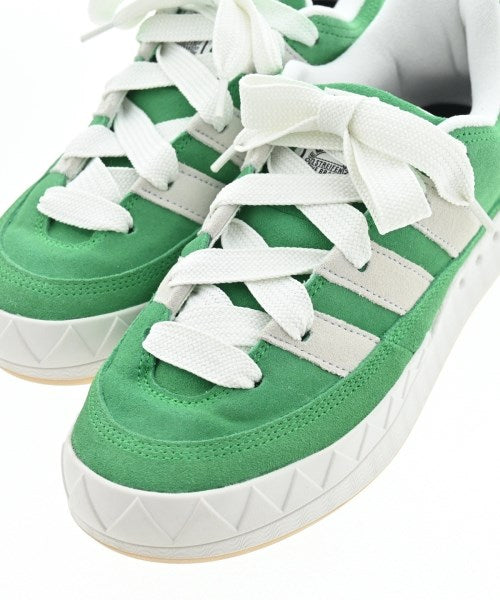 adidas รองเท้าผ้าใบ