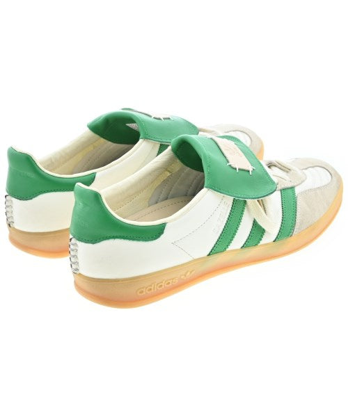 adidas รองเท้าผ้าใบ