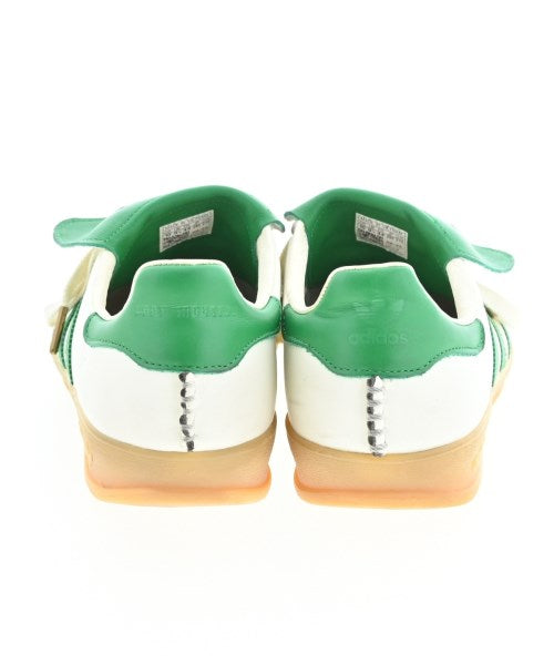 adidas รองเท้าผ้าใบ