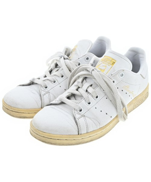adidas รองเท้าผ้าใบ