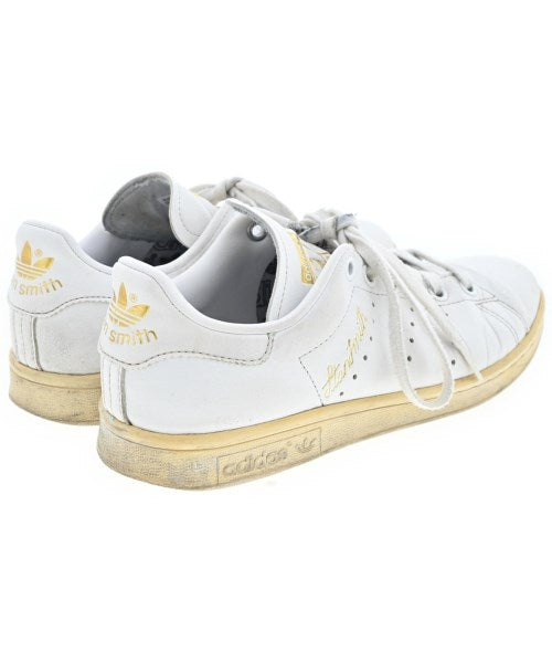adidas รองเท้าผ้าใบ