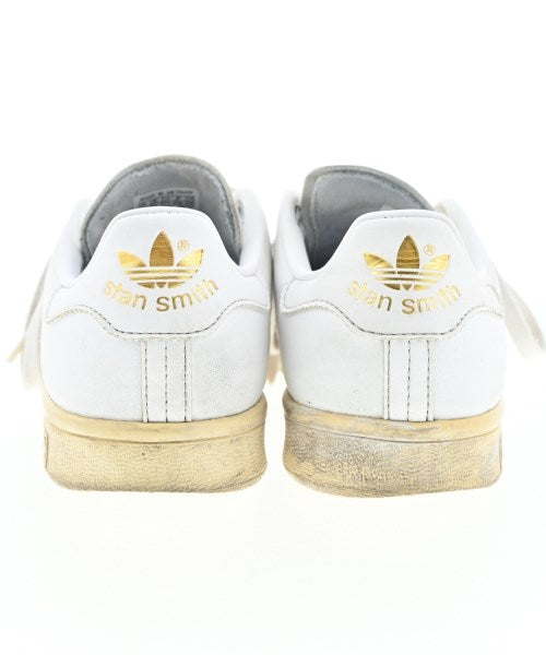 adidas รองเท้าผ้าใบ