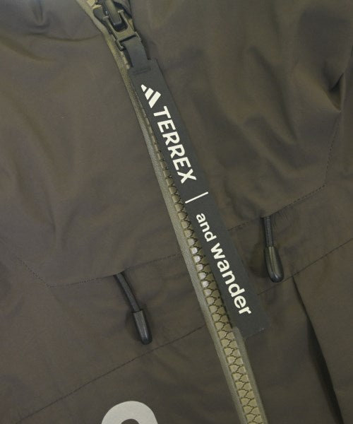 and wander เสื้อพาร์กาภูเขา