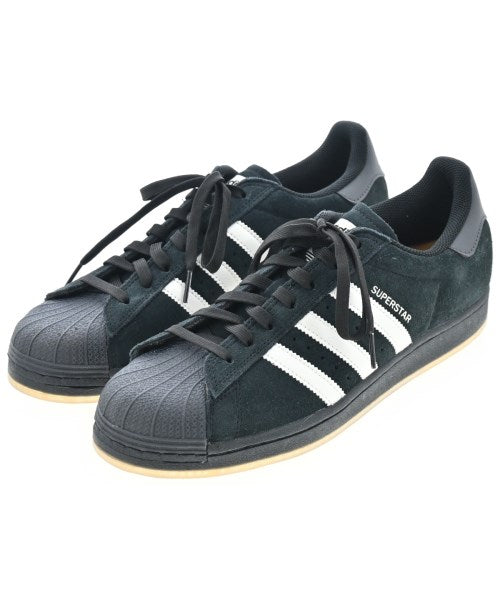adidas รองเท้าผ้าใบ