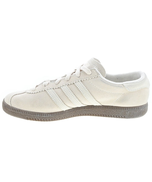 adidas รองเท้าผ้าใบ