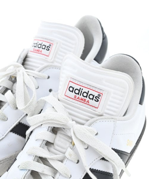adidas รองเท้าผ้าใบ