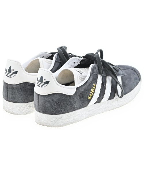 adidas รองเท้าผ้าใบ