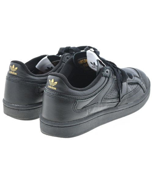 FUCKING AWESOME รองเท้าผ้าใบ