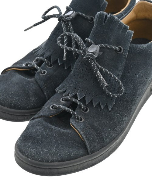 adidas รองเท้าผ้าใบ