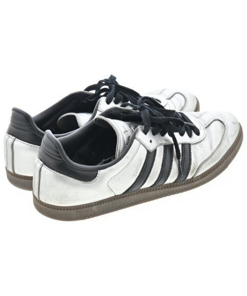 adidas รองเท้าผ้าใบ