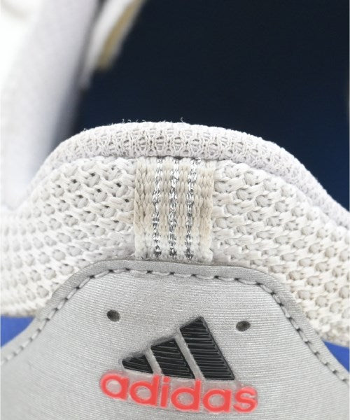 adidas รองเท้าผ้าใบ