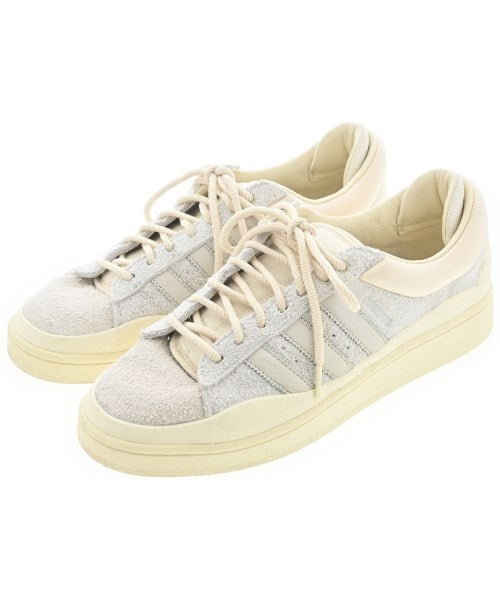 adidas รองเท้าผ้าใบ