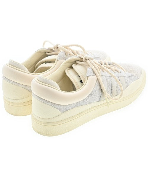 adidas รองเท้าผ้าใบ