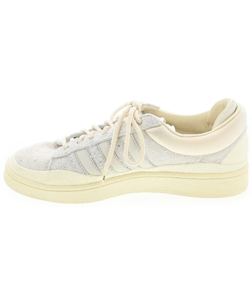 adidas รองเท้าผ้าใบ