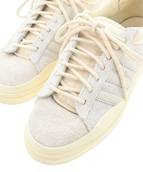adidas รองเท้าผ้าใบ
