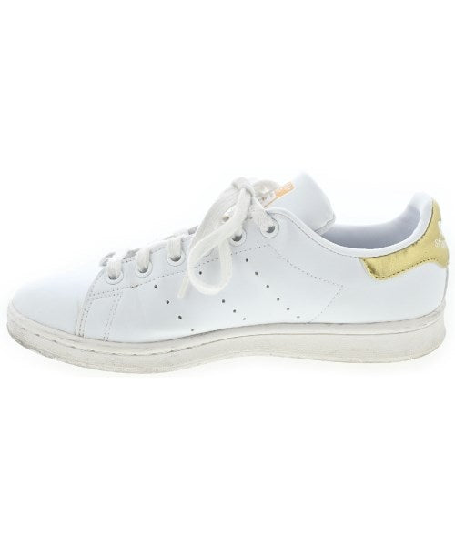 adidas รองเท้าผ้าใบ