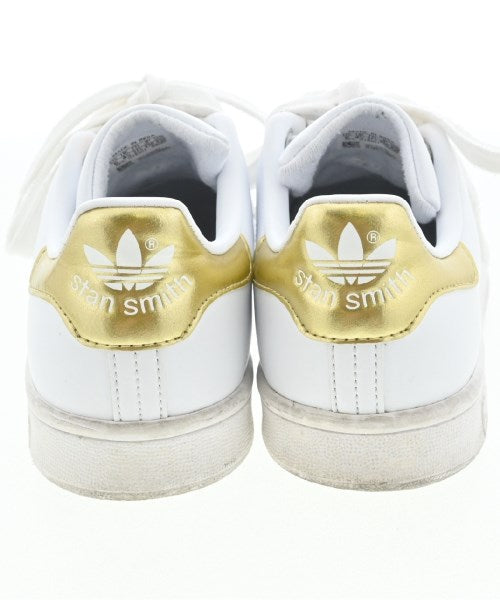 adidas รองเท้าผ้าใบ
