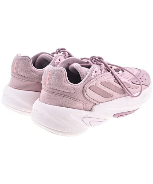 adidas รองเท้าผ้าใบ