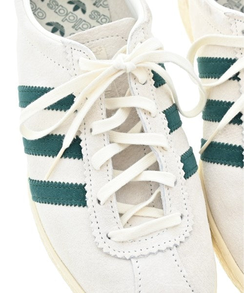 adidas รองเท้าผ้าใบ