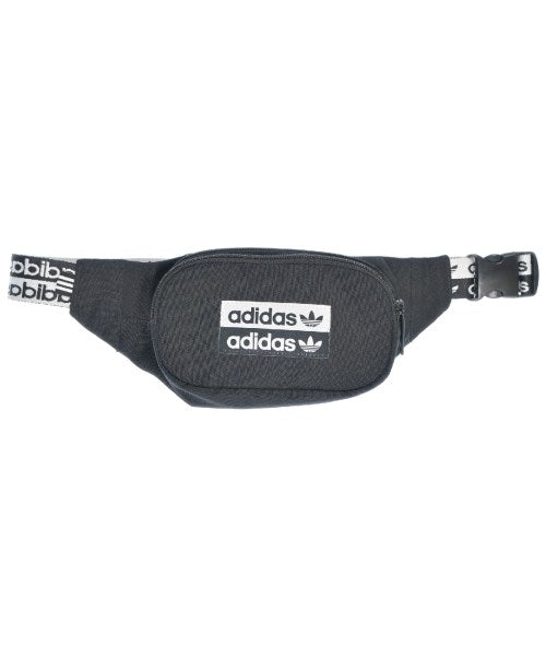 adidas กระเป๋าสะพาย