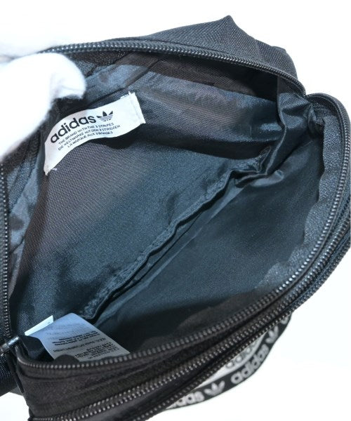 adidas กระเป๋าสะพาย