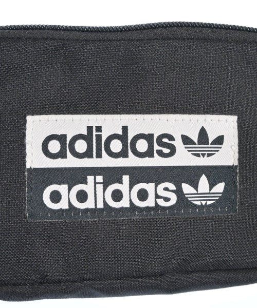 adidas กระเป๋าสะพาย