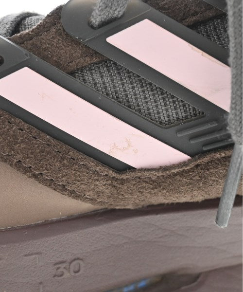 adidas รองเท้าผ้าใบ