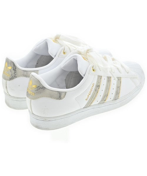 adidas รองเท้าผ้าใบ