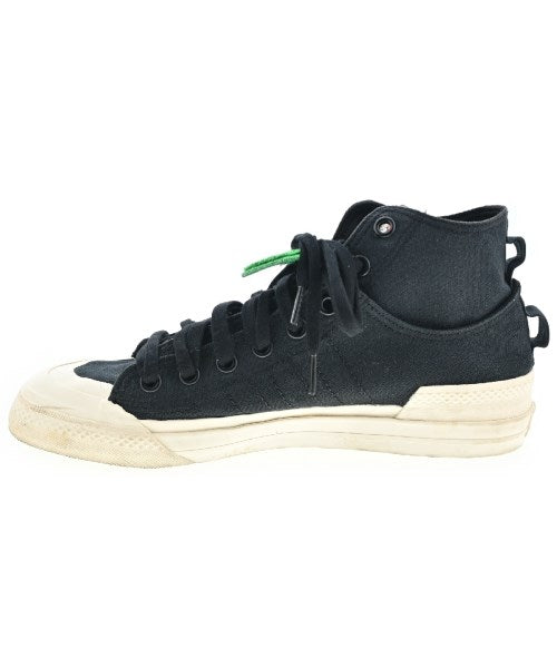 adidas รองเท้าผ้าใบ