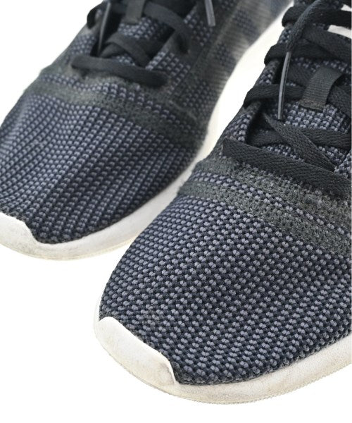 adidas รองเท้าผ้าใบ