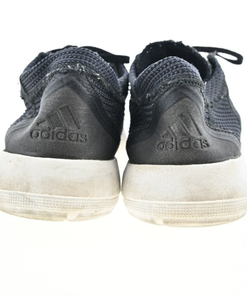 adidas รองเท้าผ้าใบ