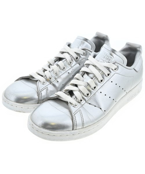 adidas รองเท้าผ้าใบ